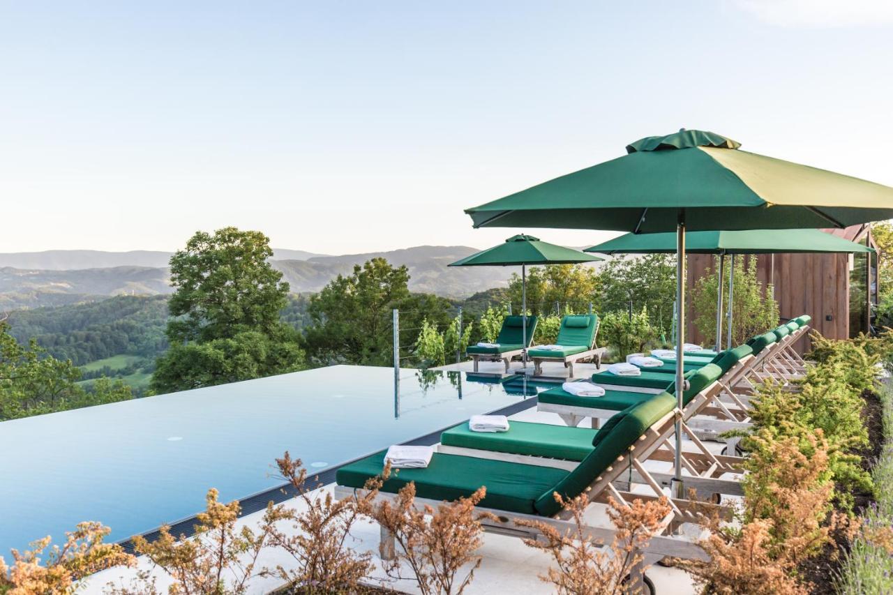 Winzarei, Weingut Tement Villa Berghausen Kültér fotó
